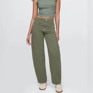 XS BCBGeneration High Rise Barrel Leg Pants in Army Green
